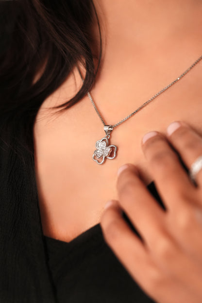 Reeva Clover light Pendant