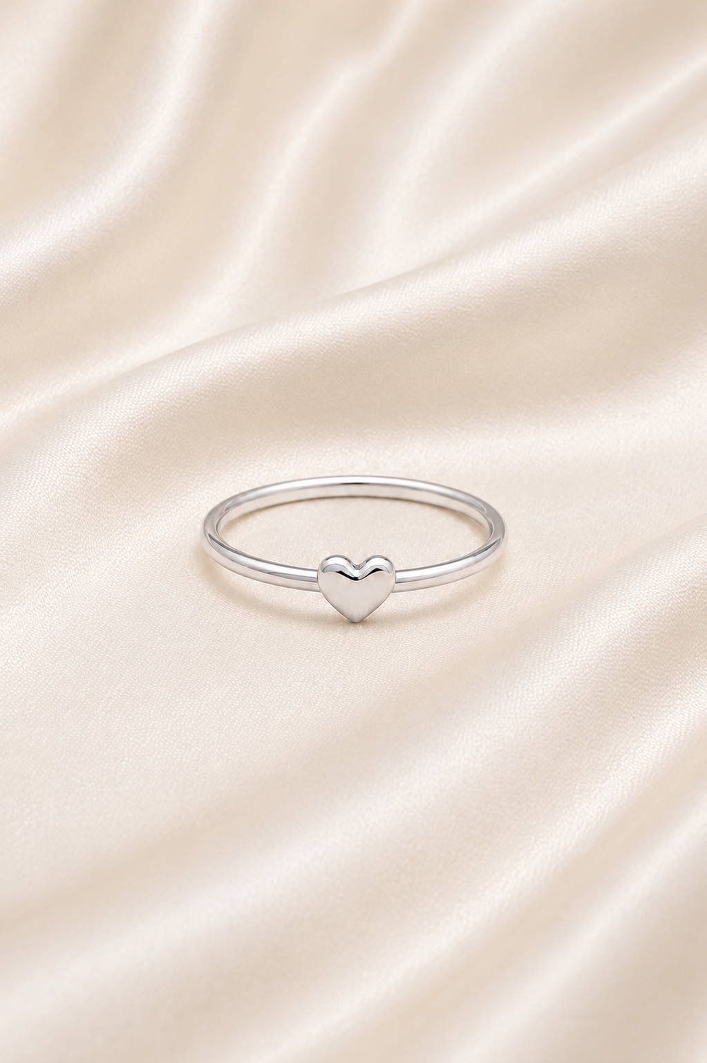 Reeva Petite Heart Ring-925 Sterling Silver