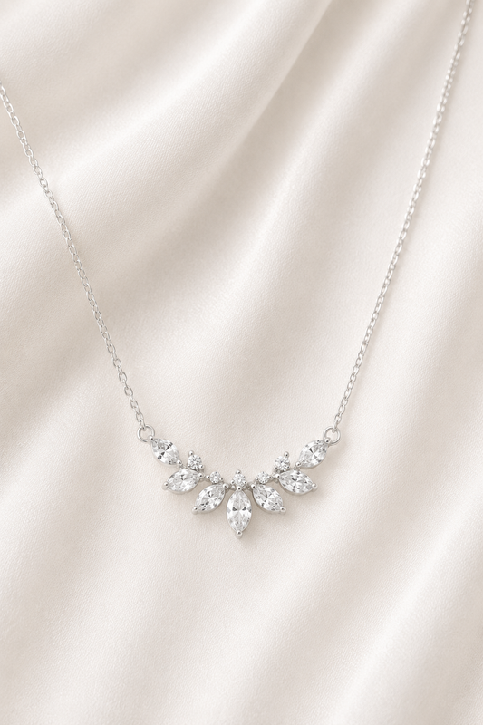 Aurora Leaf 925 Silver Necklace