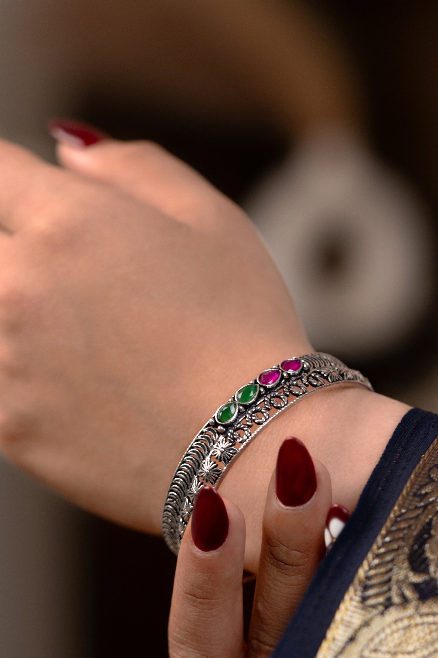 Reeva Gulmohar Flow Bangle-54g