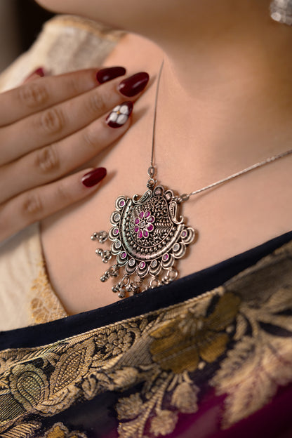 Reeva Devi Phool Ghungroo Pendant