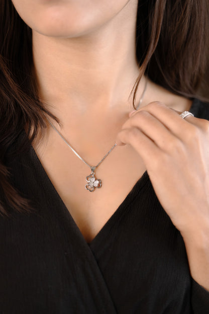 Reeva Clover light Pendant