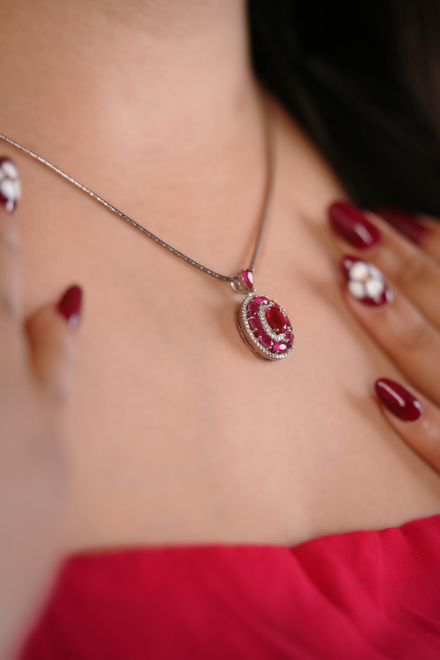 Reeva Ruby Halo Glow