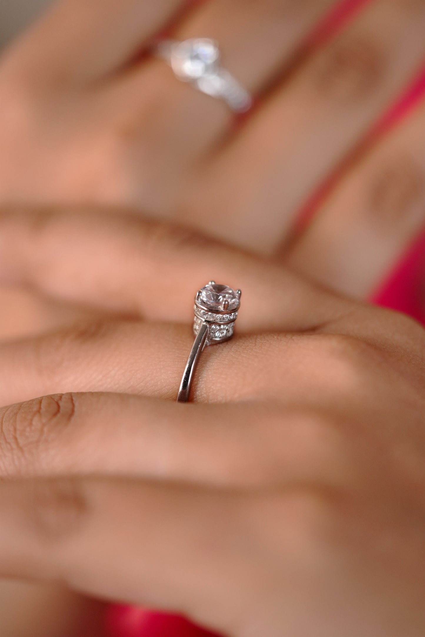 Reeva Eternal Glow Ring