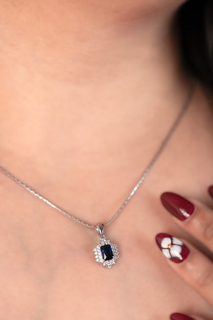Reeva Midnight River Pendant