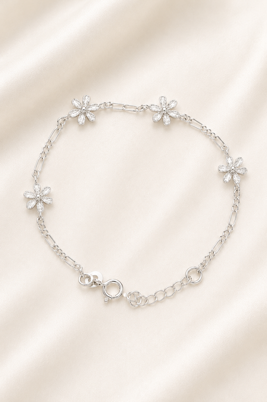 Reeva Daisy Charm Bracelet – 925 Sterling Silver